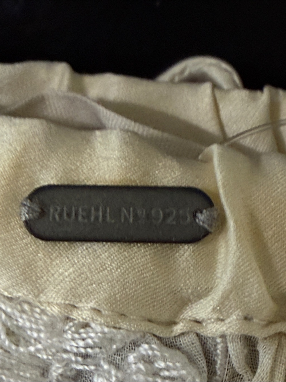 Ruehl No. 925 white embroidered mini skirt lined - Picture 9 of 14